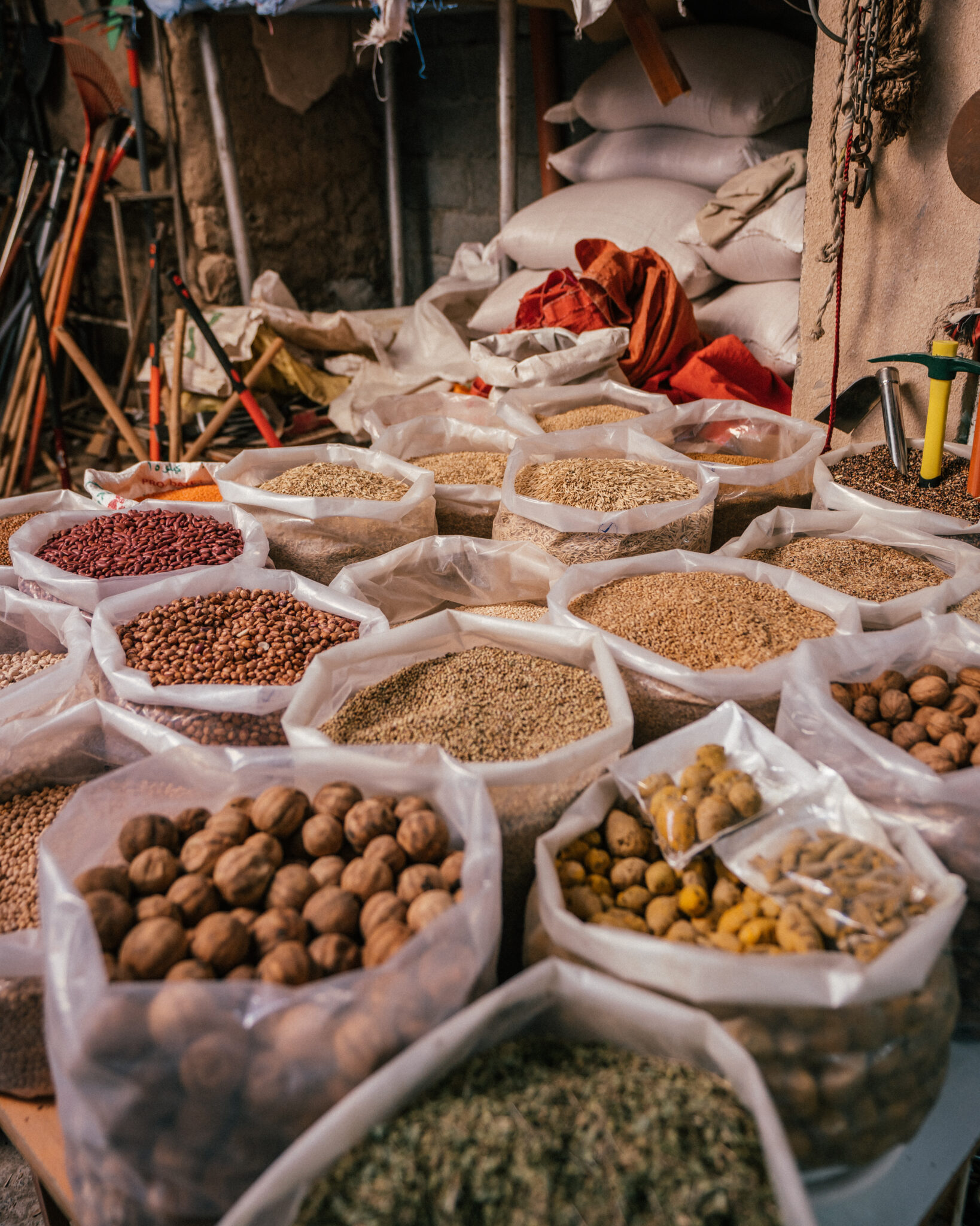 Nizwa_Souks_Oman_15-1638x2048